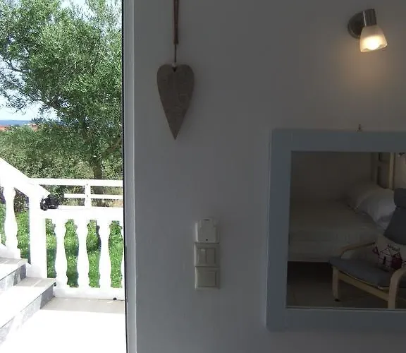 Апартаменты Explorer's Rest Аргаси