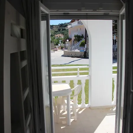 Explorer's Rest 아파트