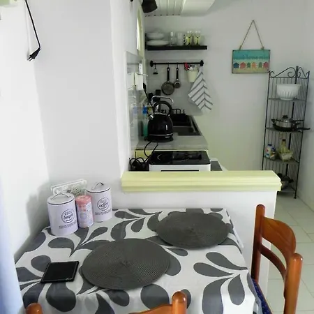 Explorer's Rest Apartament Argassi